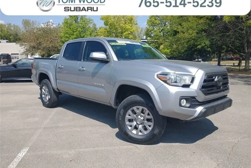 2018 Toyota Tacoma SR5 photo 1