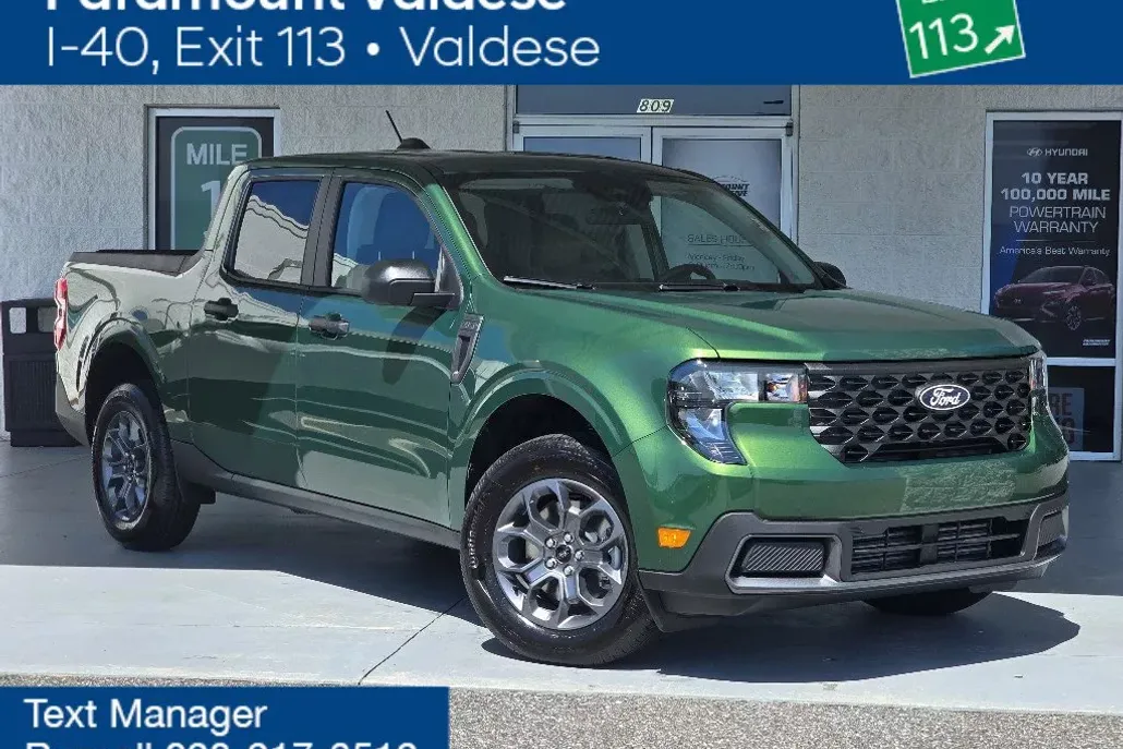 2025 Ford Maverick XLT photo 1