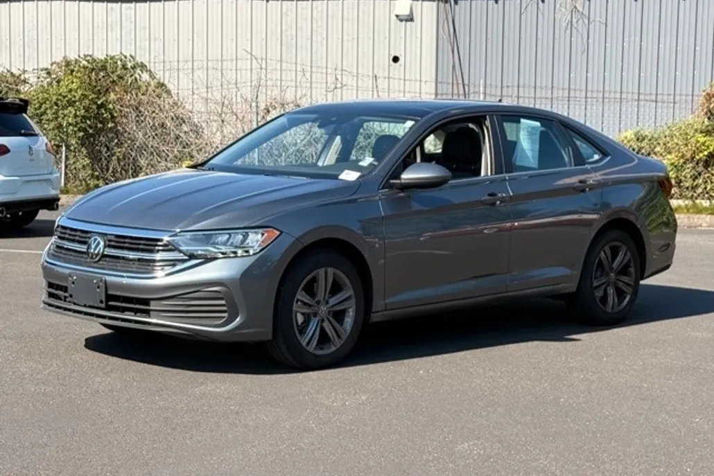 2024 Volkswagen Jetta 1.5T SE photo 1