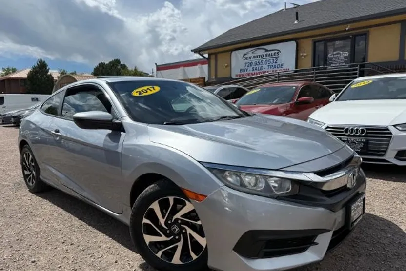 2017 Honda Civic photo 1