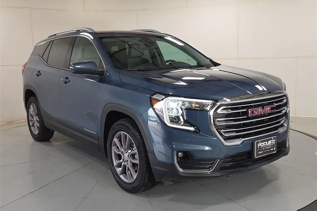 2024 Gmc Terrain SLT photo 1
