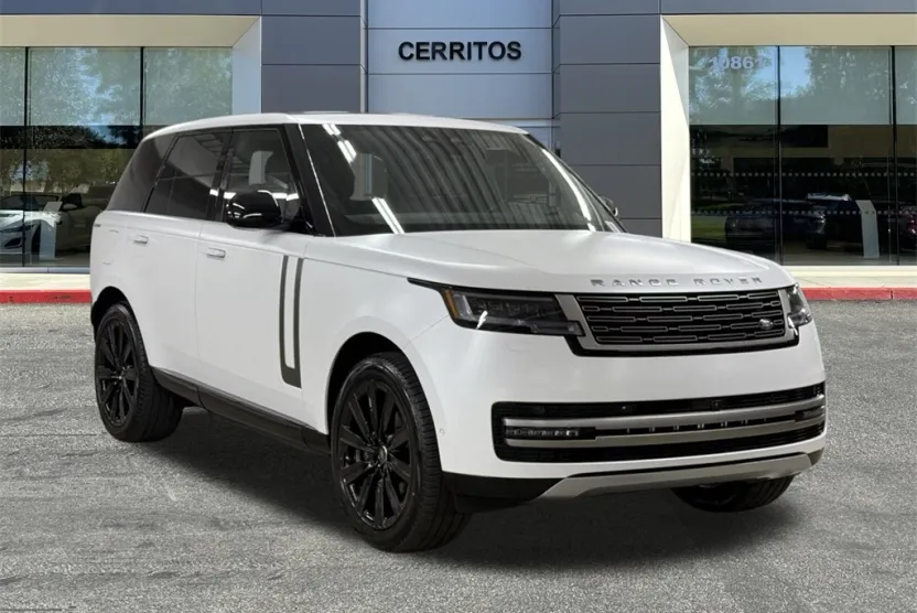 2025 Land Rover Range Rover SE photo 1