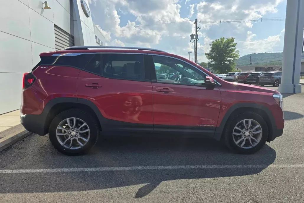 2022 Gmc Terrain SLT photo 1