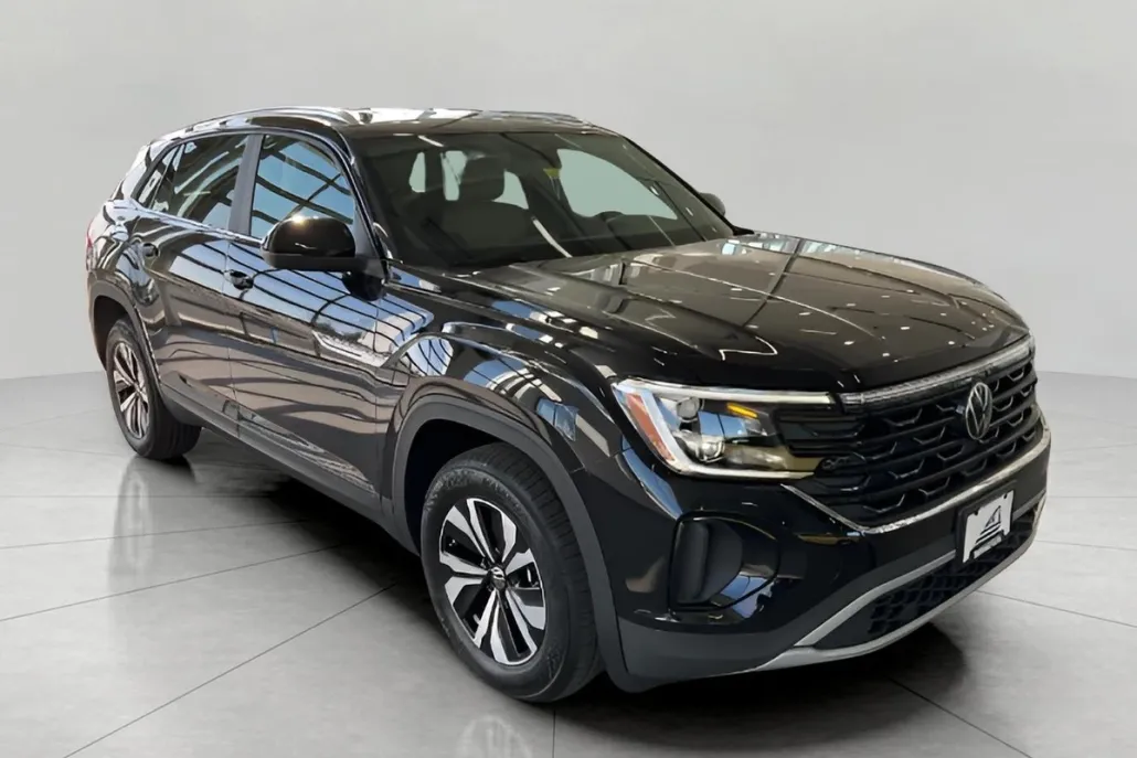2025 Volkswagen Atlas Cross Sport SE photo 1