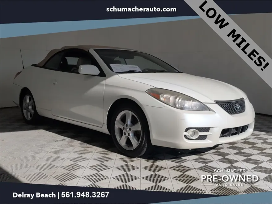 2008 Toyota Camry Solara SE photo 1