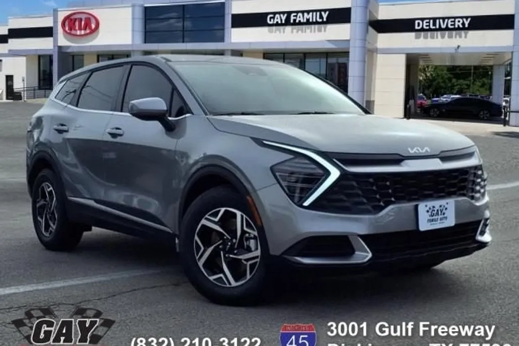 2025 Kia Sportage LX photo 1