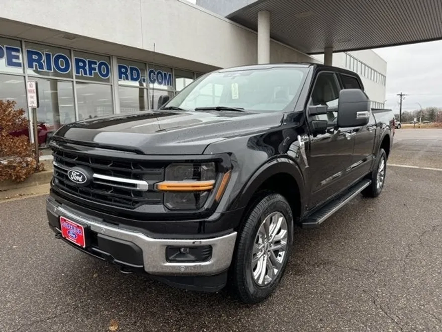 2024 Ford F-150 XLT photo 1