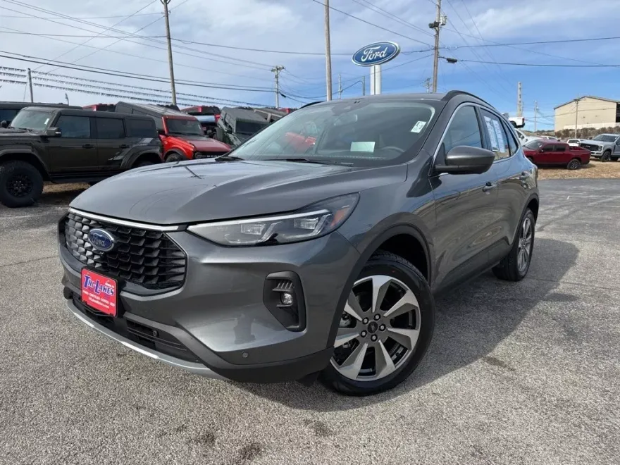 2025 Ford Escape Platinum photo 1
