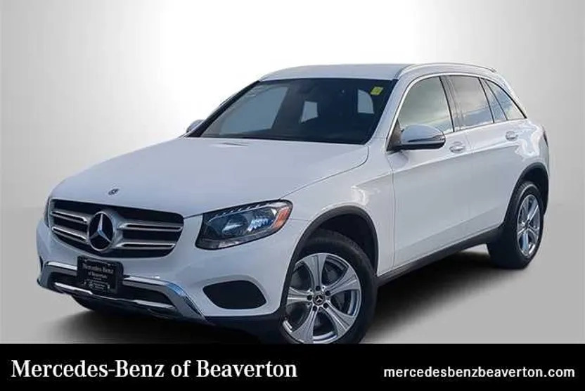 2018 Mercedes Benz GLC 300 4MATIC photo 1