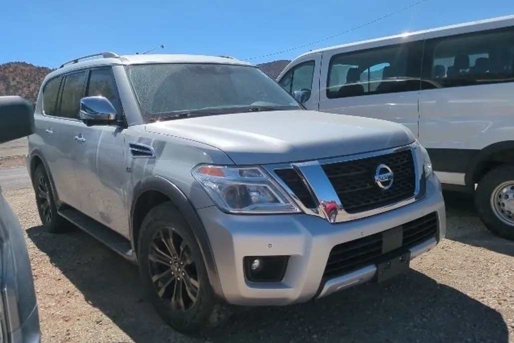 2018 Nissan Armada Platinum photo 1