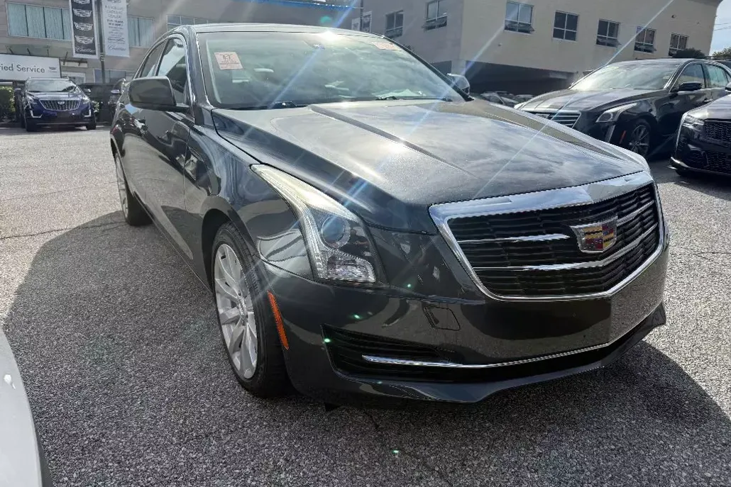 2018 Cadillac ATS Base photo 1