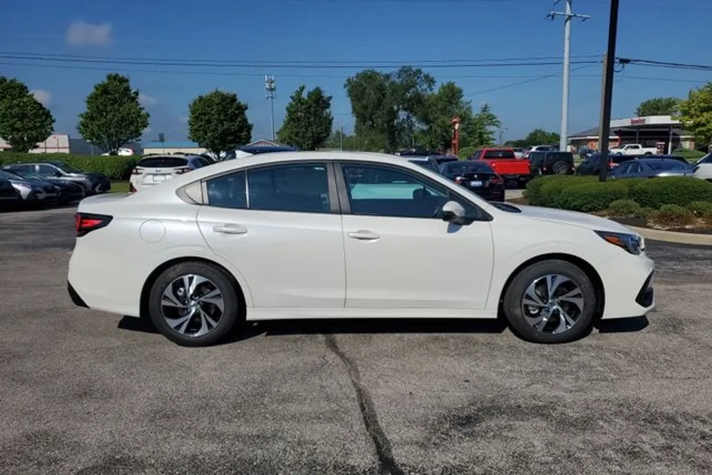 2025 Subaru Legacy Premium photo 1