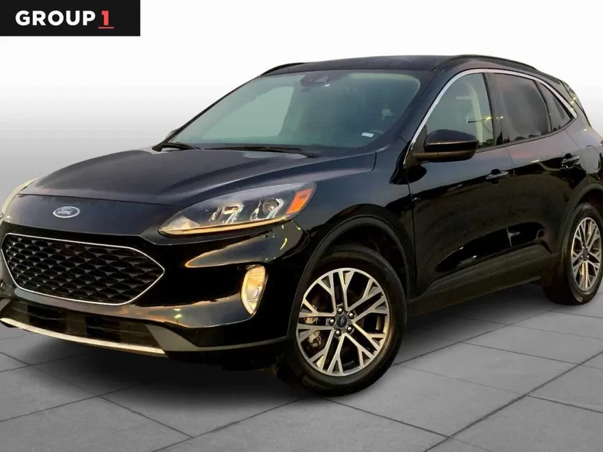 2020 Ford Escape SEL photo 1