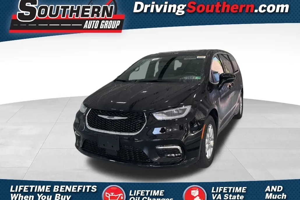 2025 Chrysler Pacifica photo 1