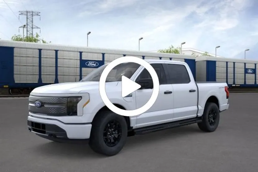 2025 Ford F-150 Lightning XLT photo 1