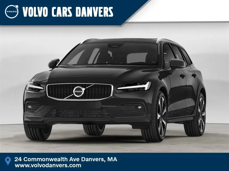 2025 Volvo V60 Cross Country B5 photo 1