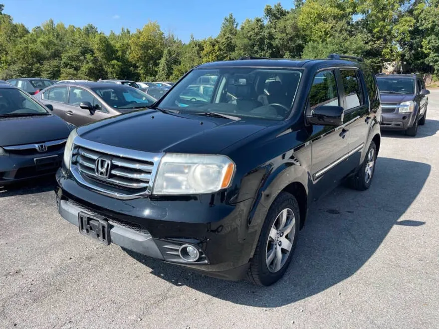 2014 Honda Pilot Touring photo 1