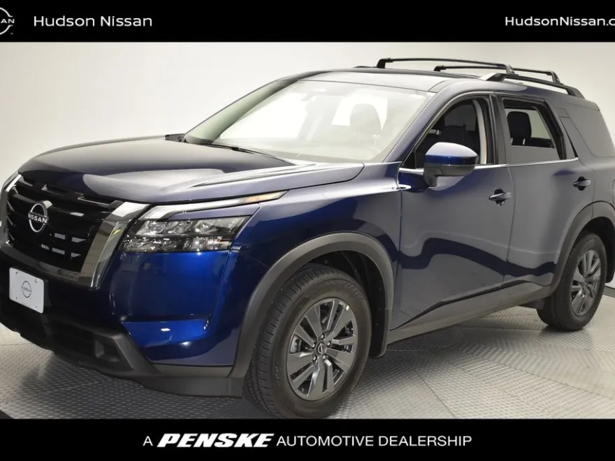 2025 Nissan Pathfinder SV photo 1