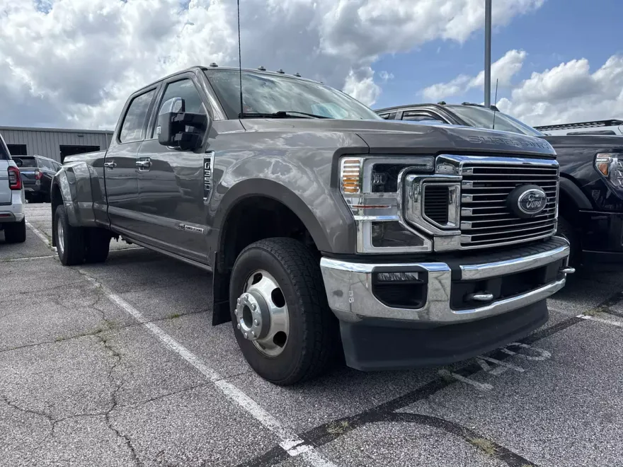2022 Ford F-350 King Ranch photo 1