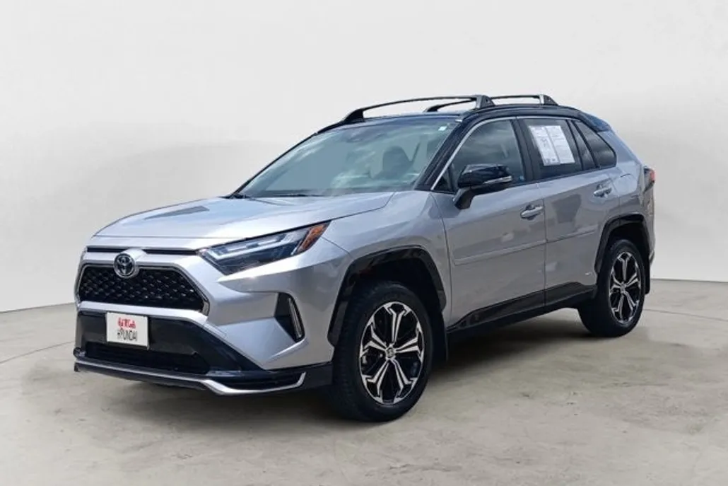 2025 Toyota RAV4 Hybrid XSE photo 1