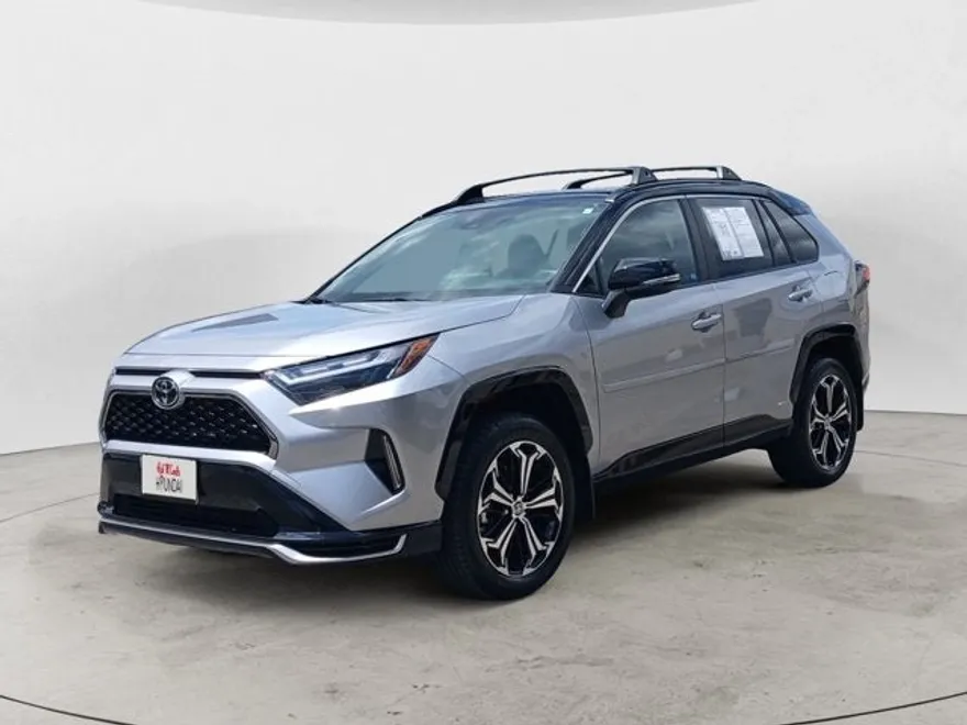 2025 Toyota RAV4 Hybrid XSE photo 1