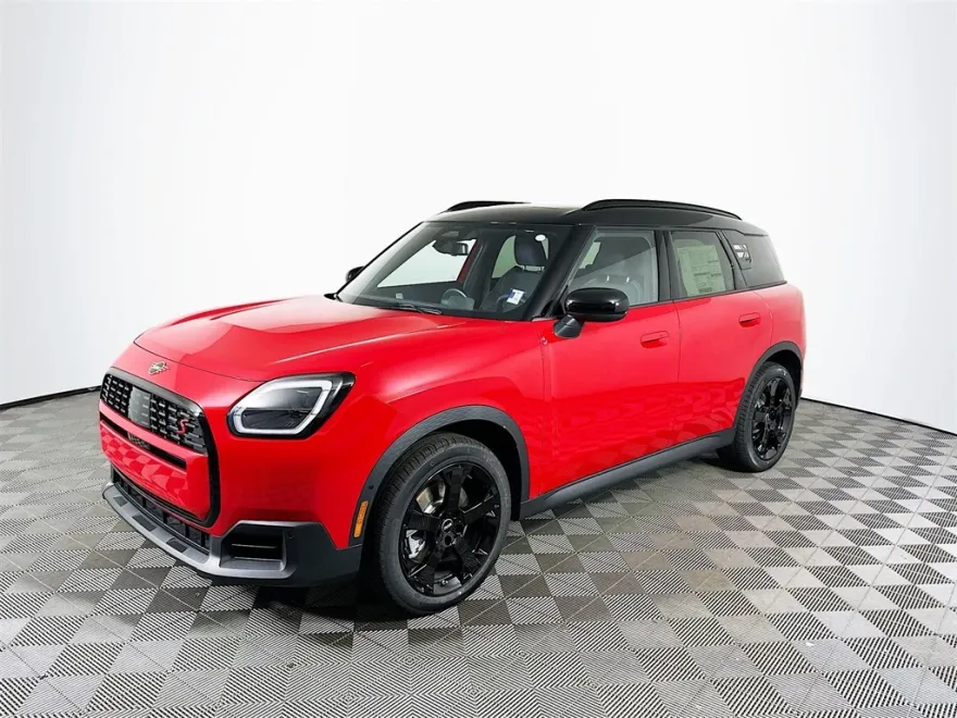2025 Mini Countryman S ALL4 photo 1