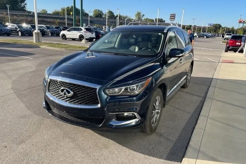 2020 Infiniti QX60 Luxe photo 1