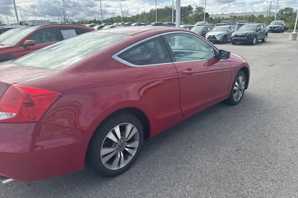 2012 Honda Accord LX photo 1