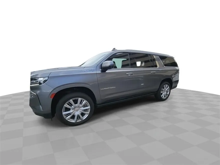 2022 Chevrolet Suburban High Country photo 1