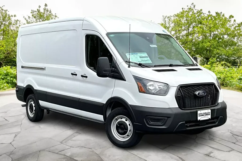2025 Ford Transit Cargo Van photo 1