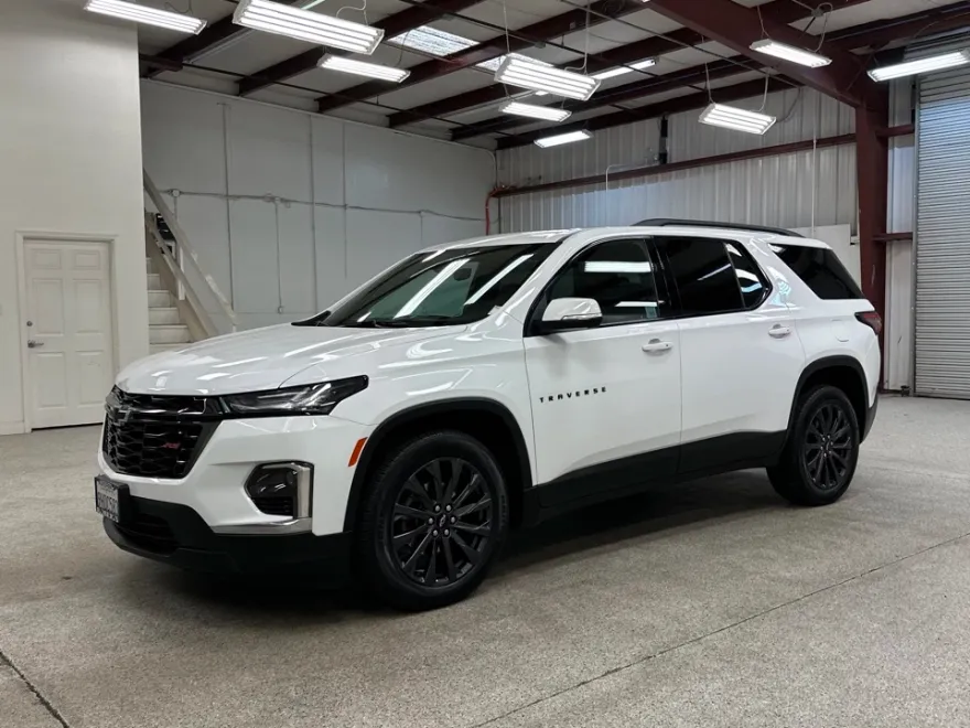 2023 Chevrolet Traverse RS photo 1