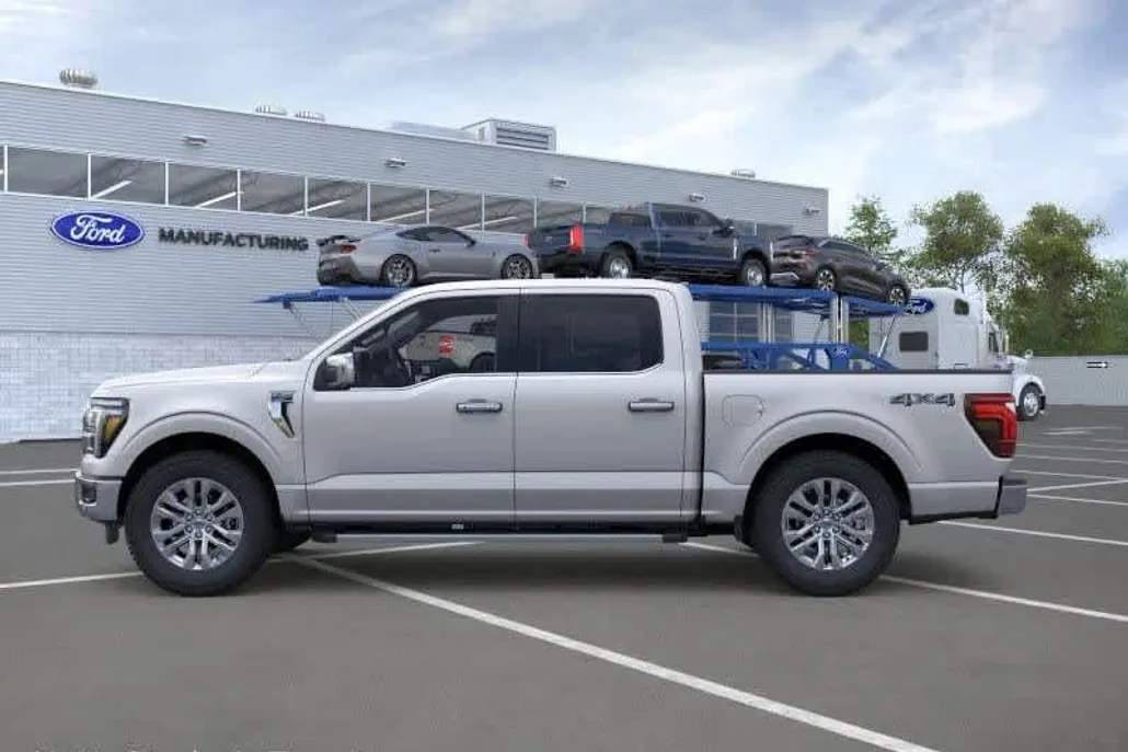 2025 Ford F-150 Lariat photo 1