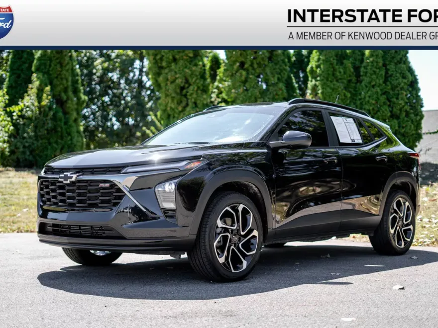 2024 Chevrolet Trax photo 1