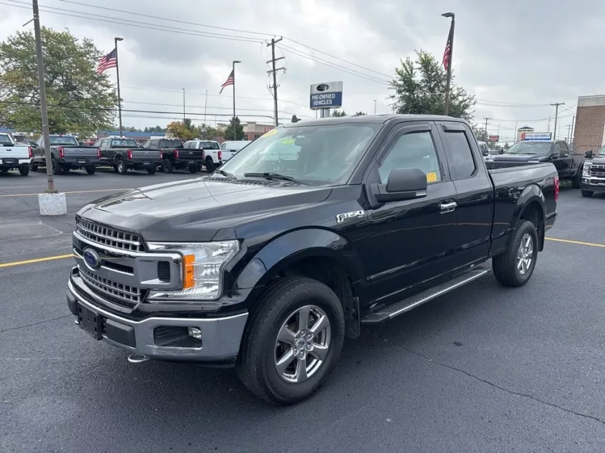 2020 Ford F-150 XLT photo 1