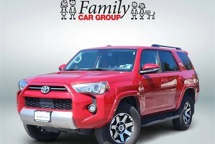 2024 Toyota 4Runner TRD Off-Road Premium photo 1
