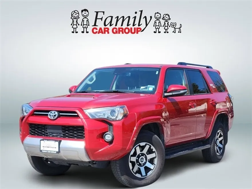2024 Toyota 4Runner TRD Off-Road Premium photo 1