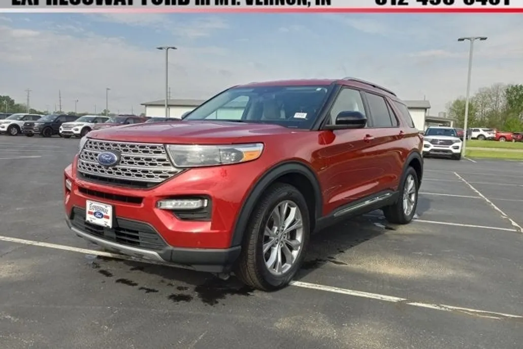 2023 Ford Explorer Limited photo 1