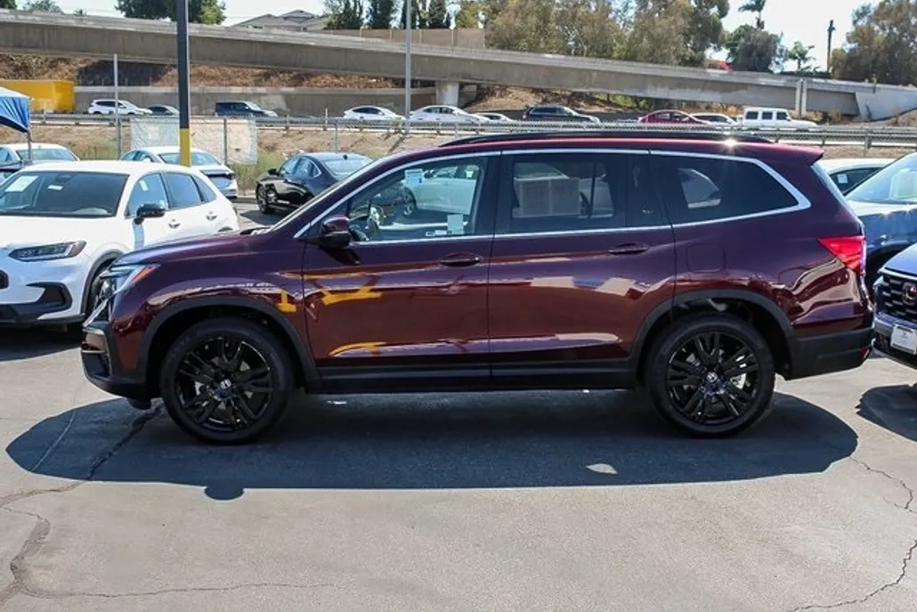 2022 Honda Pilot Special Edition photo 1
