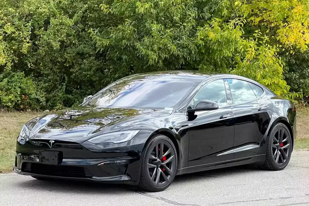 2023 Tesla Model S Plaid photo 1