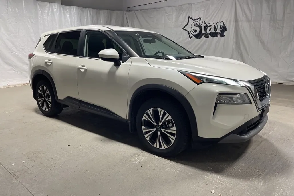 2023 Nissan Rogue SV photo 1