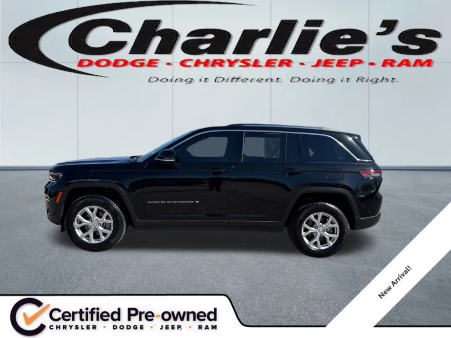 2023 Jeep Grand Cherokee Limited photo 1