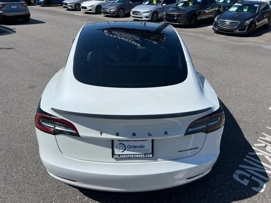 2022 Tesla Model 3 Performance photo 8