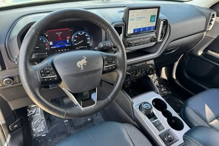2023 Ford Bronco Sport Outer Banks photo 1