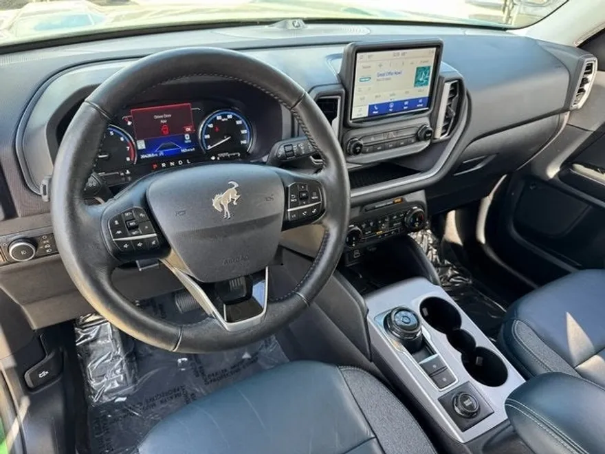 2023 Ford Bronco Sport Outer Banks photo 1