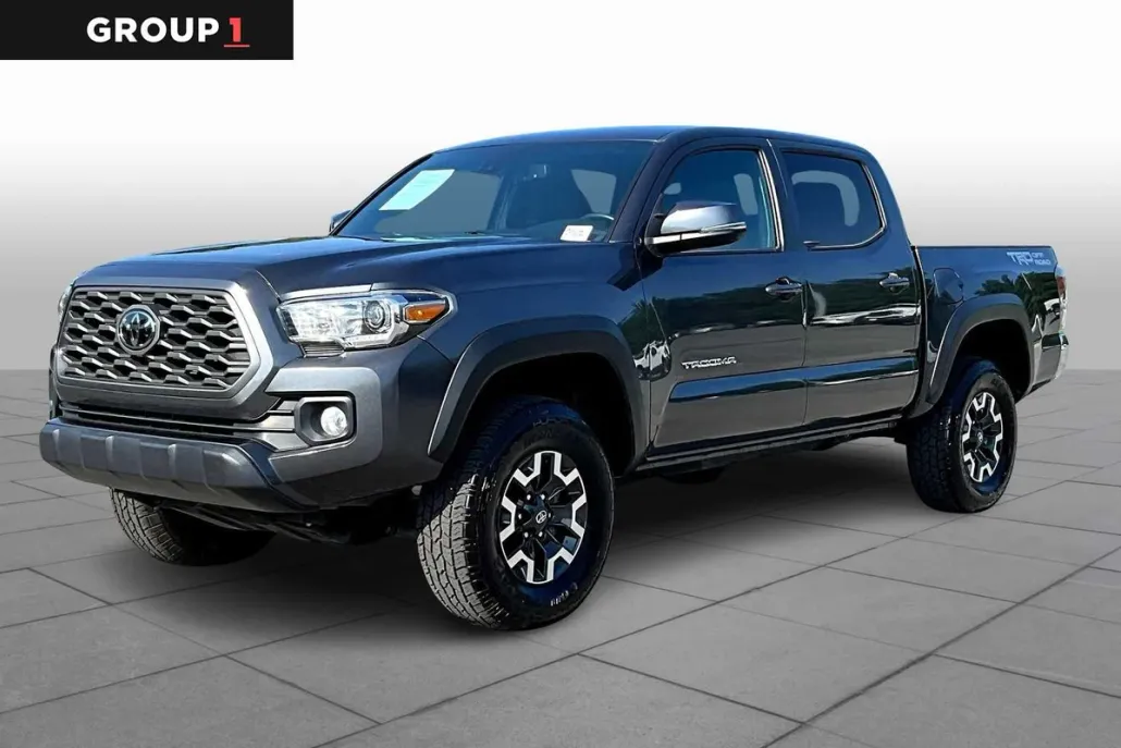 2023 Toyota Tacoma TRD Double Cab V6 photo 1