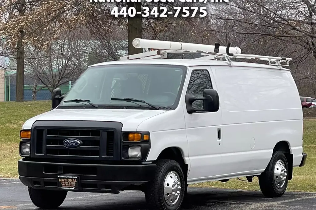 2013 Ford E-150 photo 1