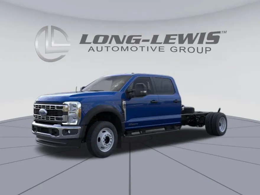 2026 Ford F-550 photo 1