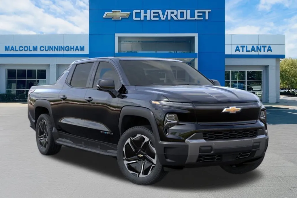 2026 Chevrolet Silverado EV LT photo 1