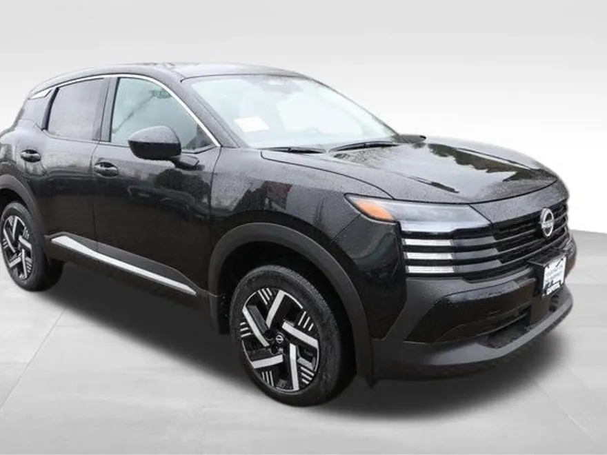 2025 Nissan Kicks SV photo 1