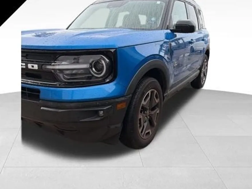 2022 Ford Bronco Sport Outer Banks photo 1